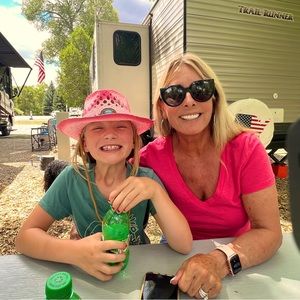 Meet your Posher, Denise